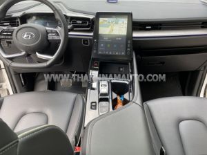 Xe Hyundai Custin Cao Cấp 2.0T 2024