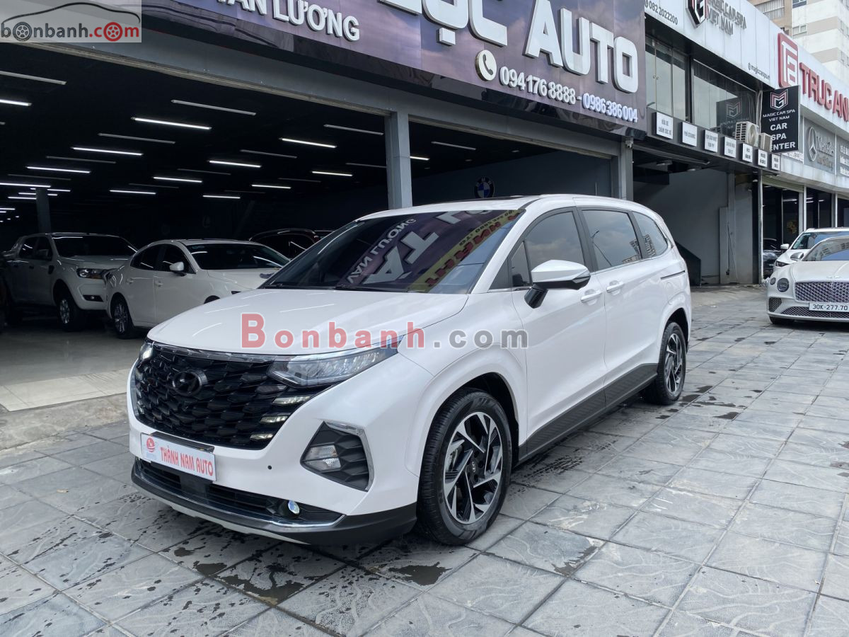 Hyundai Custin Cao Cấp 2.0T 2024