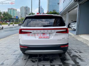 Xe Hyundai Custin Cao Cấp 2.0T 2024