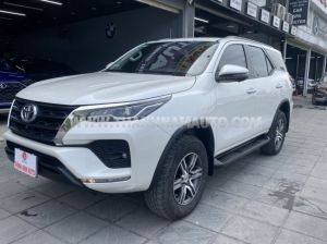Xe Toyota Fortuner 2.4G 4x2 AT 2020