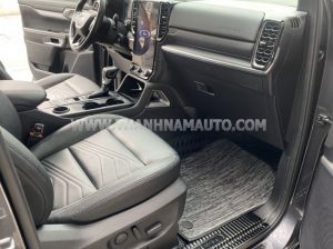 Xe Ford Everest Titanium 2.0L 4x2 AT 2023