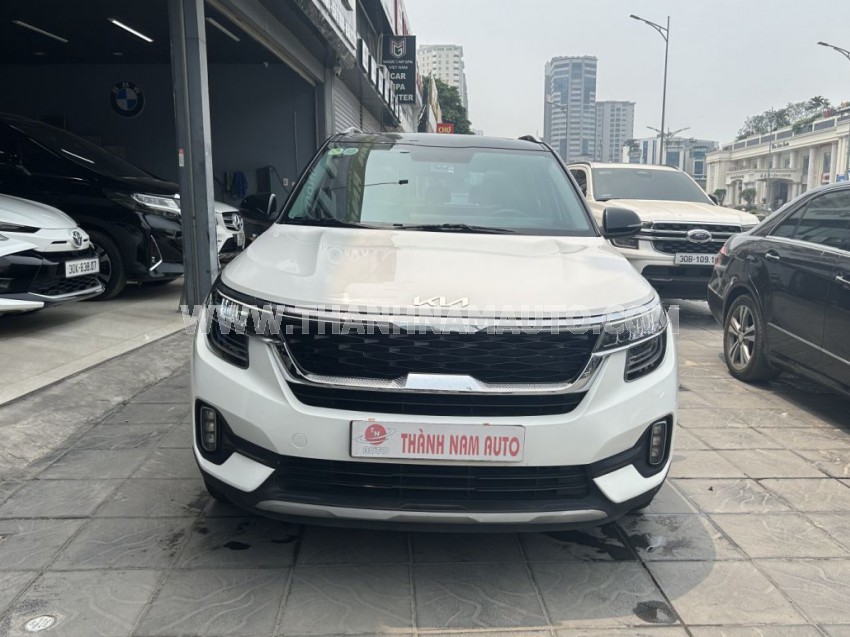 Kia Seltos Premium 1.6 AT 2022