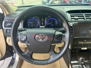 Xe Toyota Camry 2.0E 2017