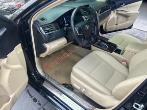 Xe Toyota Camry 2.0E 2017