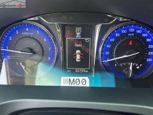 Xe Toyota Camry 2.0E 2017